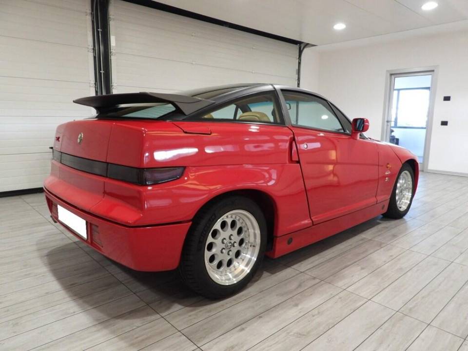 Image 4/14 of Alfa Romeo SZ (1992)