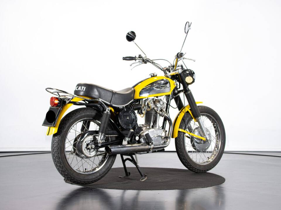 Image 5/32 of Ducati 350 Scrambler (1971)