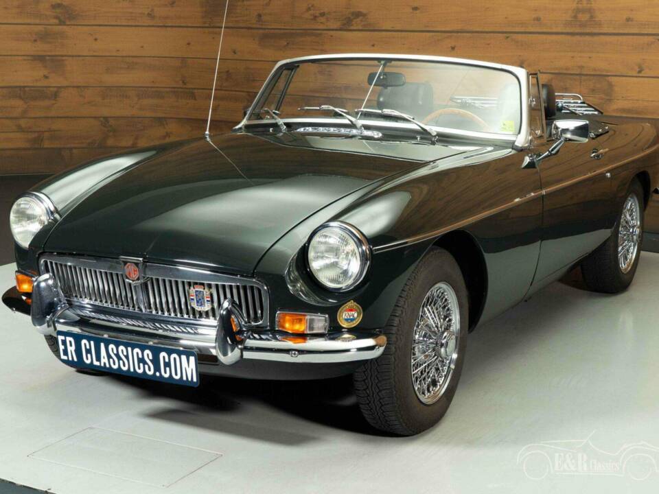 Obraz 4/19 pojazdu MG MGB (1973)