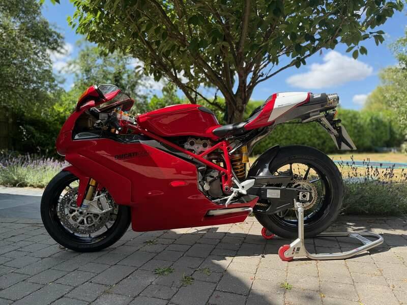 Imagen 2/50 de Ducati DUMMY (2007)