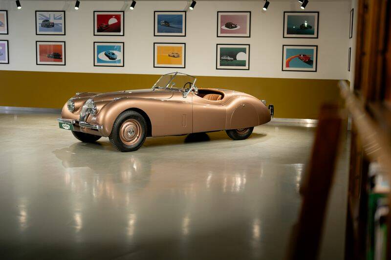 Image 13/50 of Jaguar XK 120 OTS (1952)