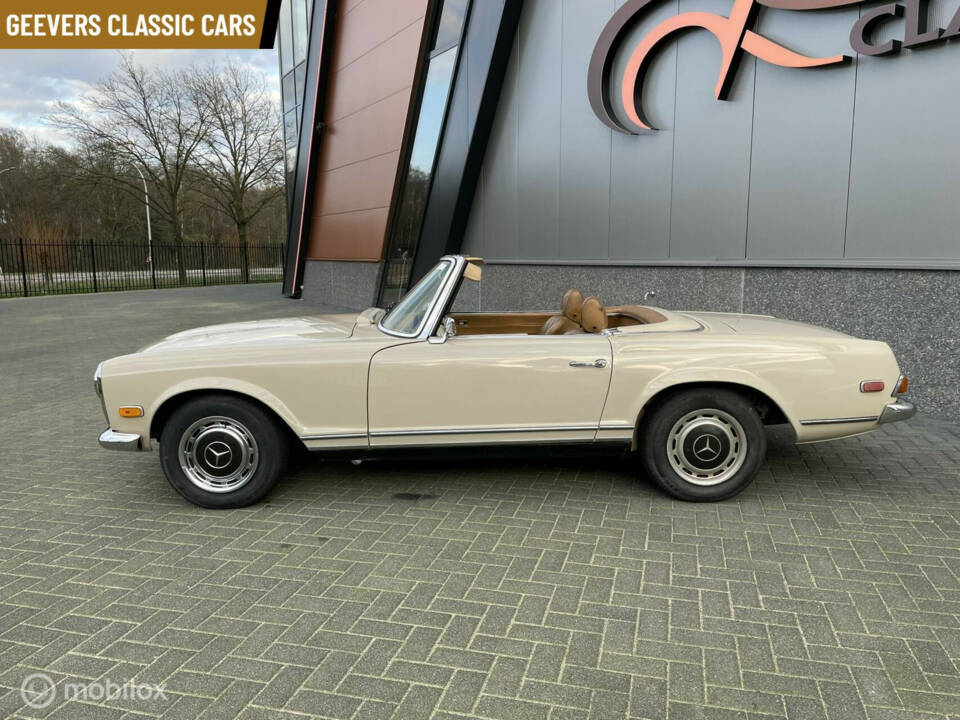 Image 11/20 de Mercedes-Benz 280 SL (1970)