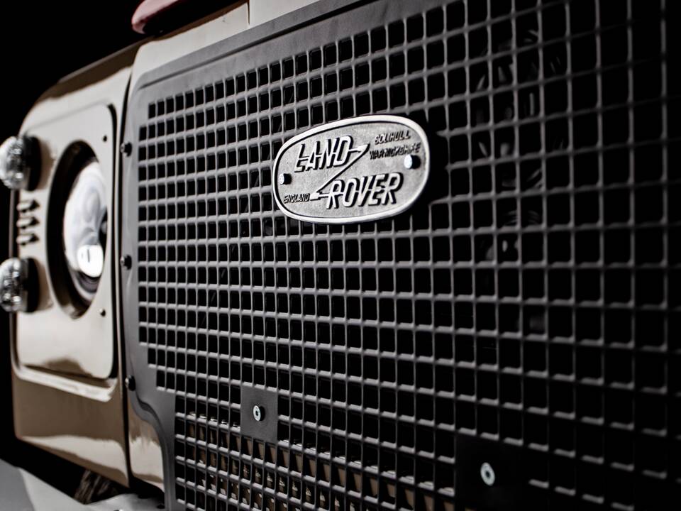 Afbeelding 21/33 van Land Rover 109 (1989)