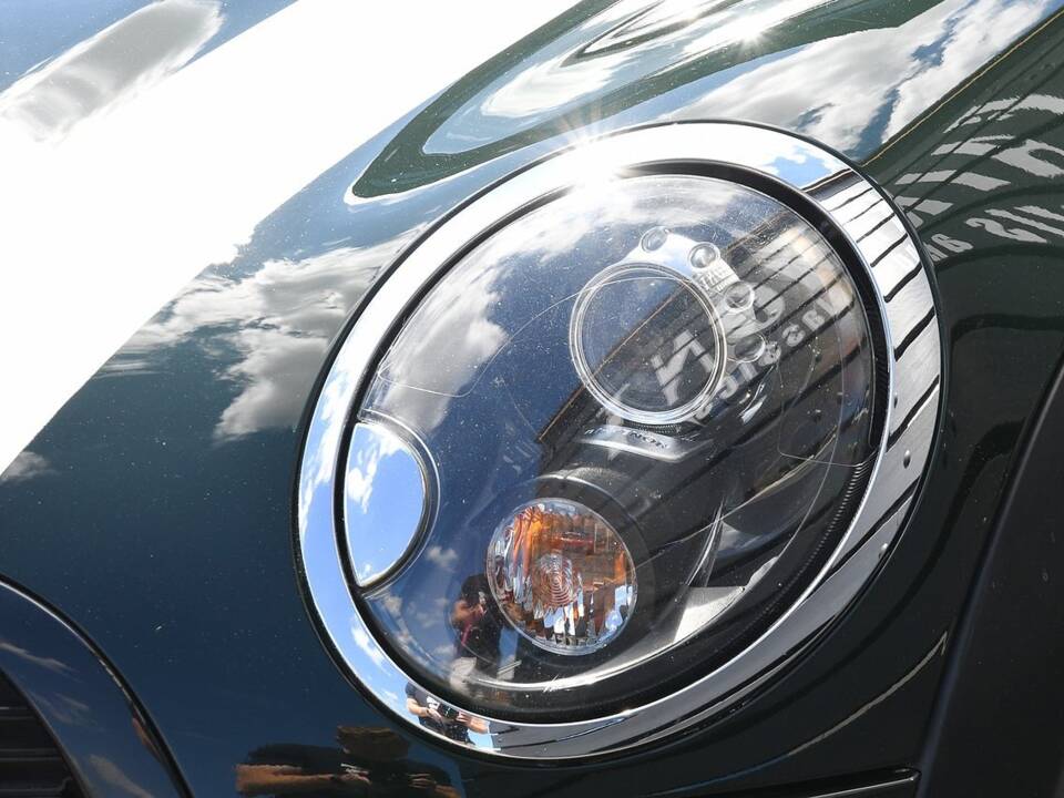 Image 23/56 of Mini John Cooper Works (2010)