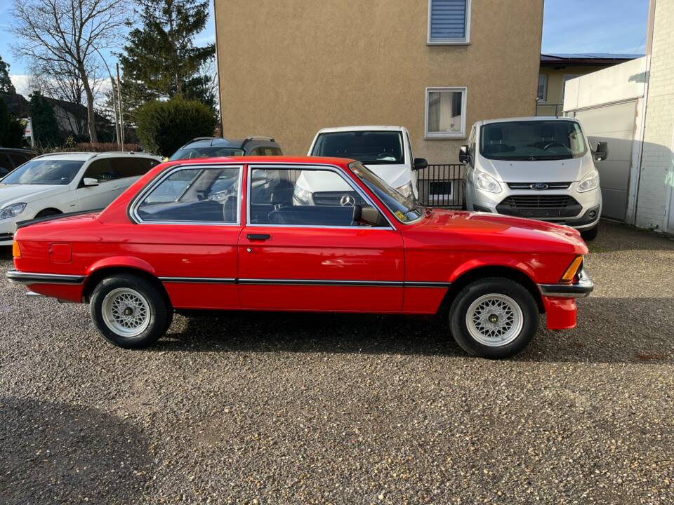 Image 12/30 of BMW 323i (1980)