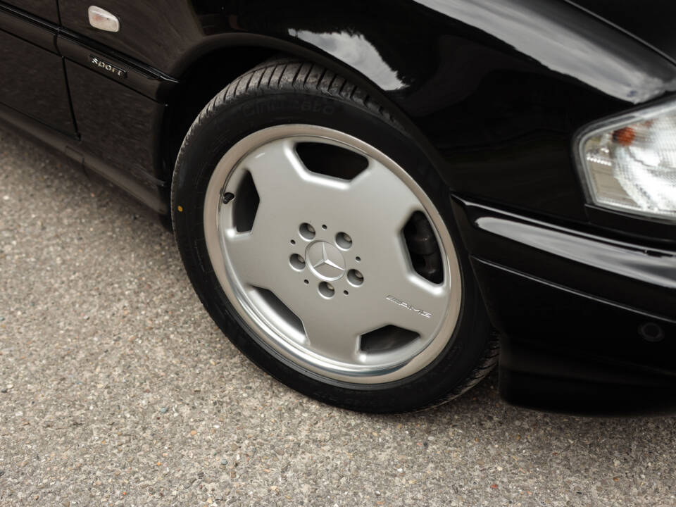 Bild 76/89 von Mercedes-Benz C 43 AMG T (1998)