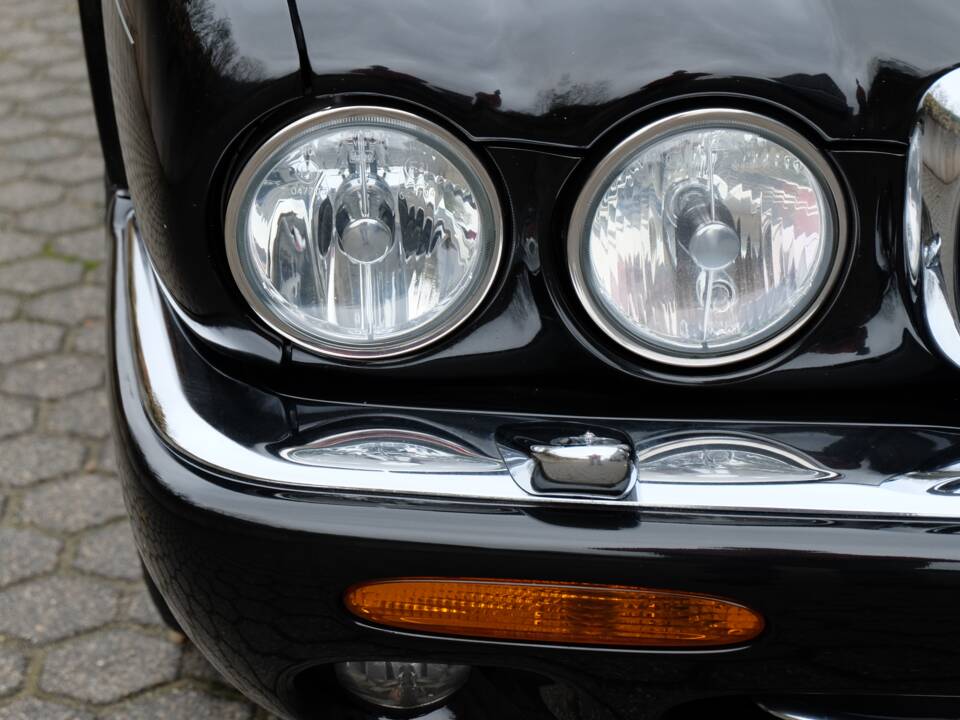 Image 40/60 de Daimler Super V8 (2000)