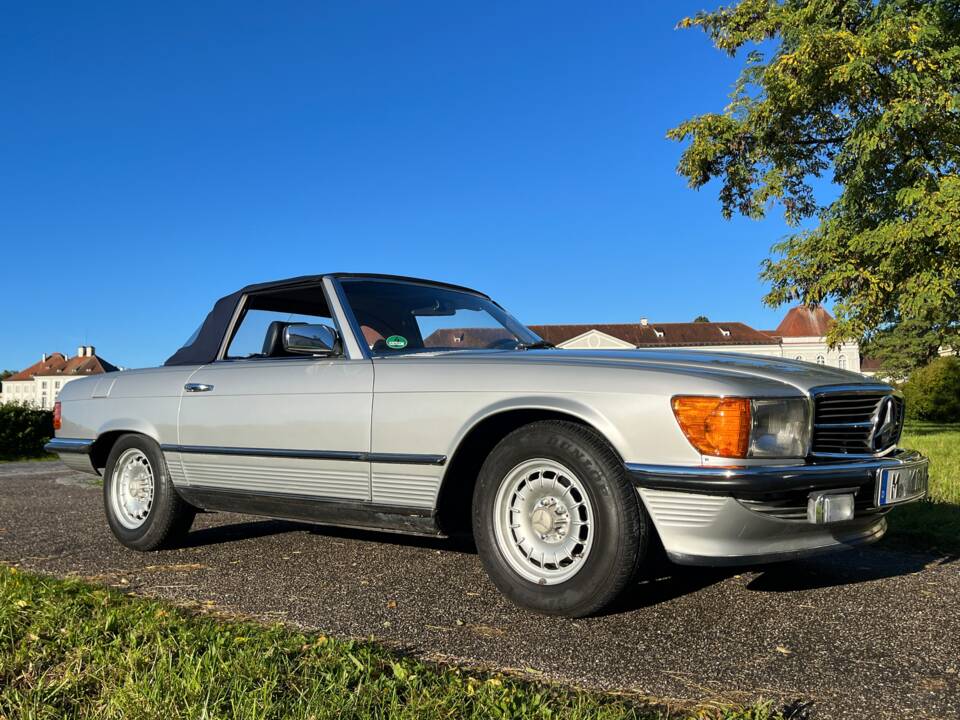 Bild 88/99 von Mercedes-Benz 280 SL (1984)