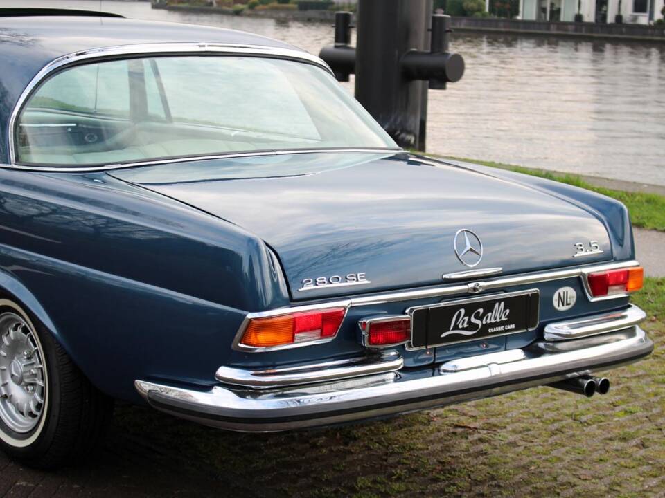 Image 6/27 de Mercedes-Benz 280 SE 3,5 (1971)