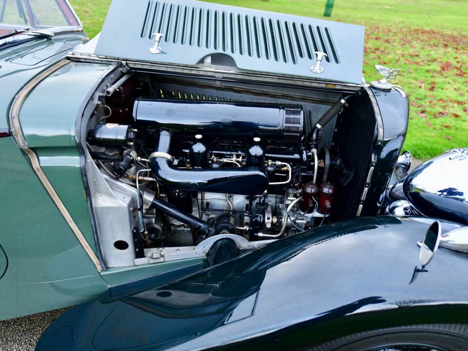 Image 43/50 of Bentley 4 1&#x2F;4 Litre (1939)