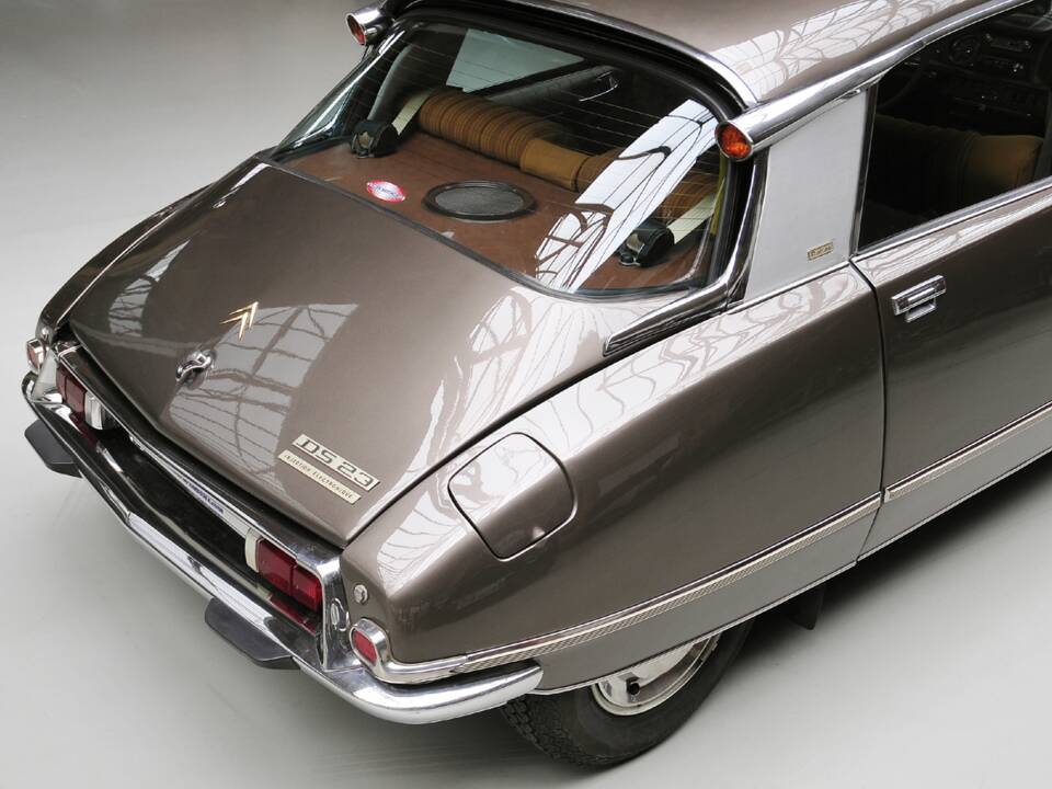 Bild 26/32 von Citroën DS 23 Pallas IE (1973)