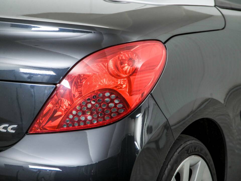 Image 30/50 de Peugeot 207 CC 1.6 VTi (2008)