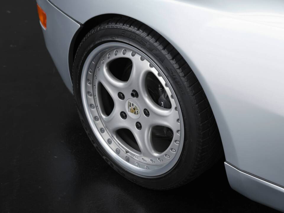 Immagine 39/43 di Porsche 968 (1992)