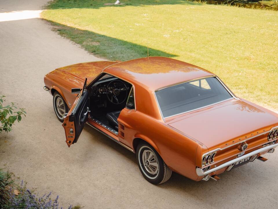 Image 44/81 of Ford Mustang 289 (1967)