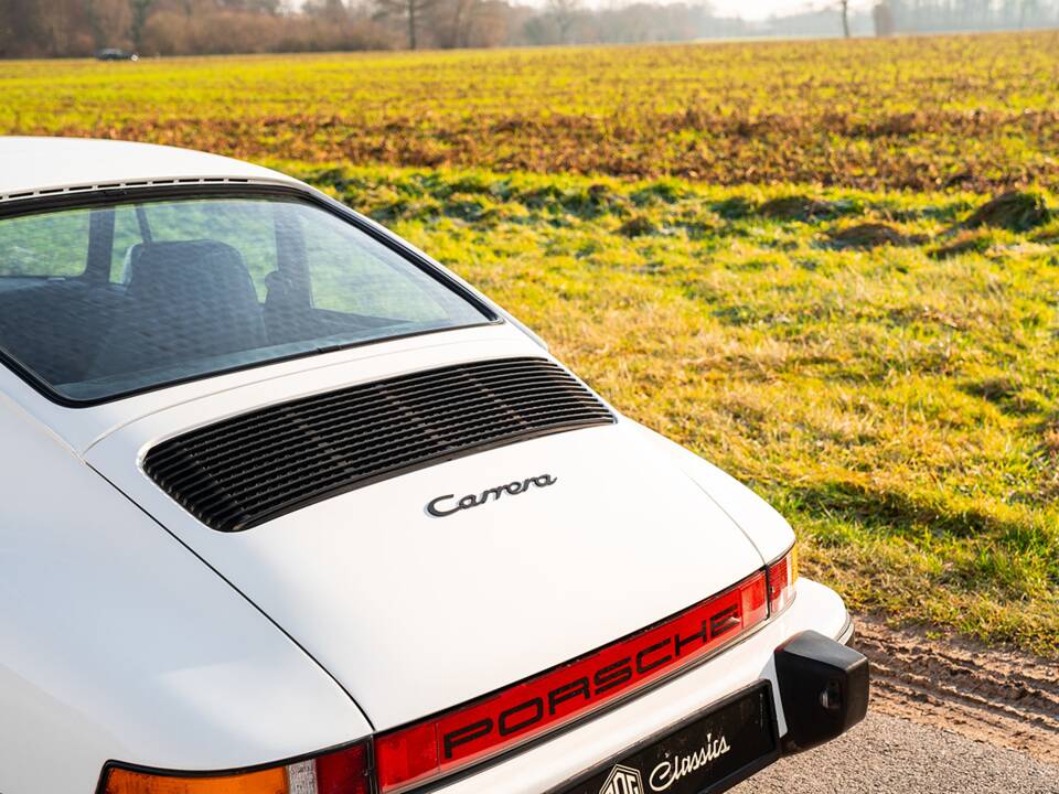 Bild 8/36 von Porsche 911 Carrera 3.2 (1984)