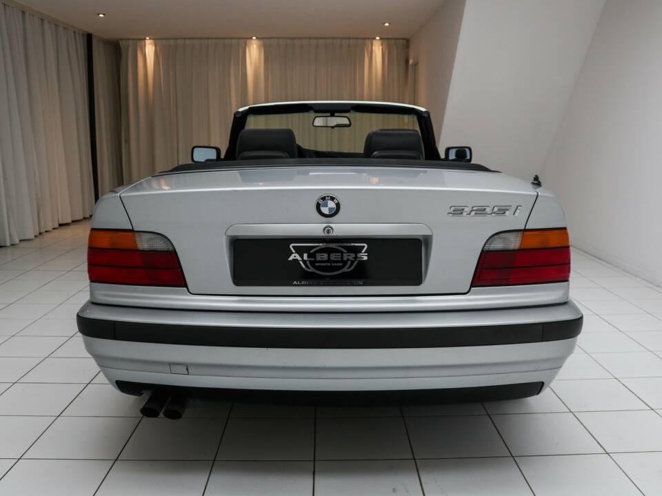 Imagen 5/28 de BMW 325i (1994)