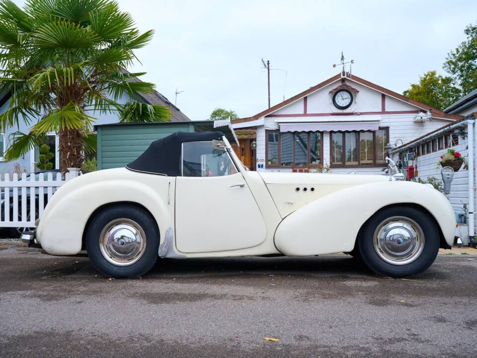 Bild 2/50 von Triumph 2000 Roadster (1949)