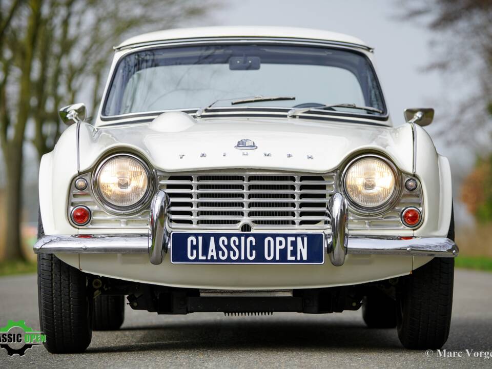 Afbeelding 2/66 van Triumph TR 4 (1963)