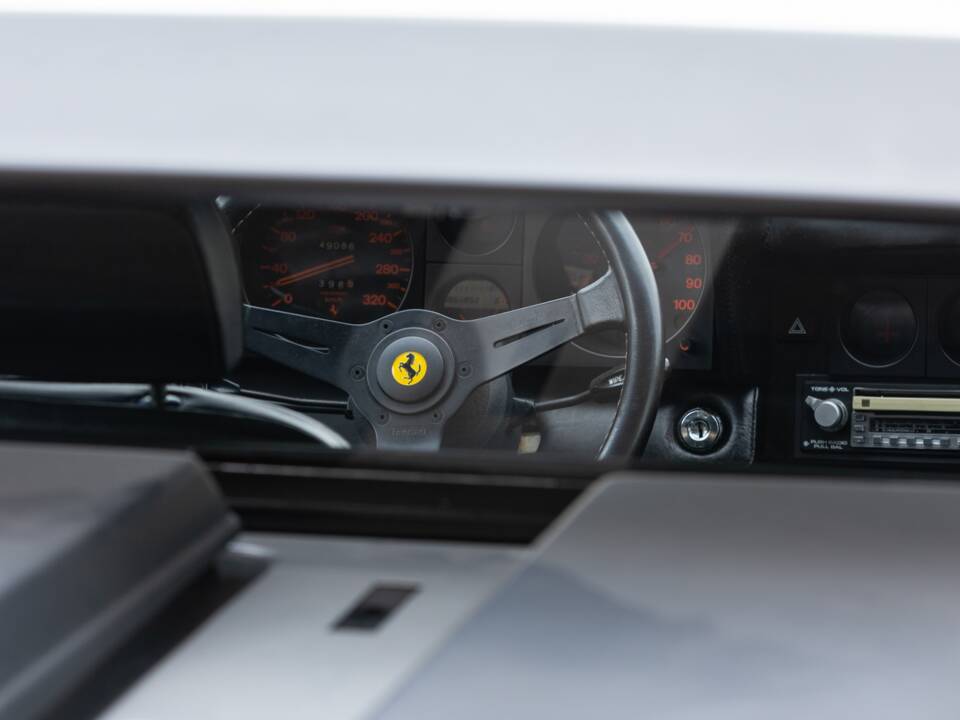Image 45/50 de Ferrari 512 BBi (1982)