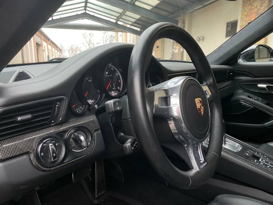 Bild 26/44 von Porsche 911 Turbo S (2013)