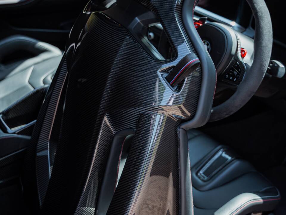 Image 29/41 of BMW M4 CSL (2022)
