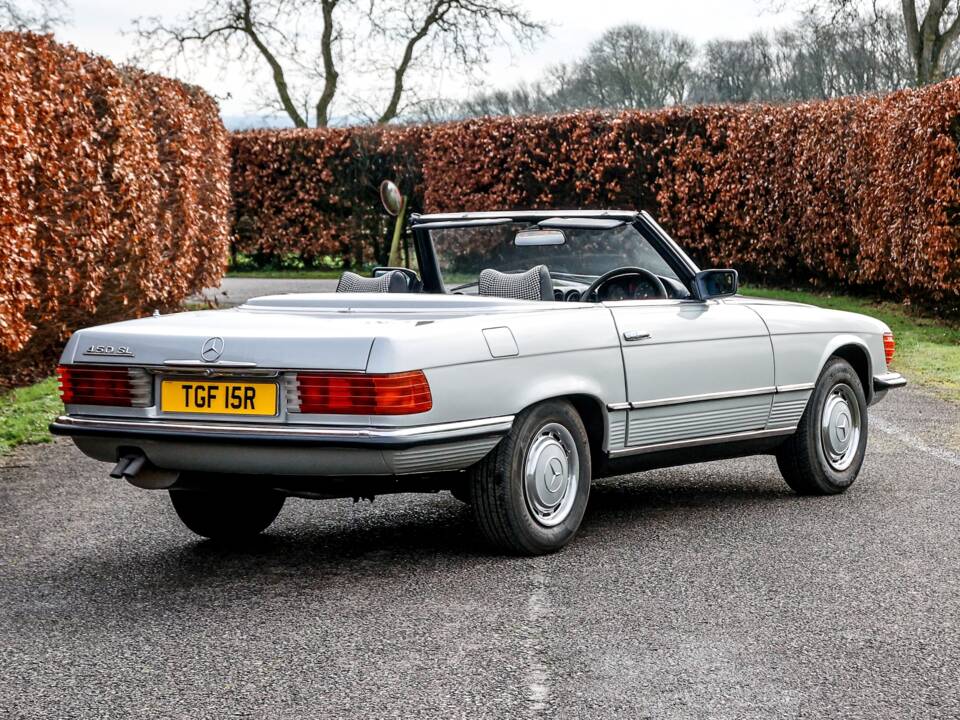 Image 3/40 of Mercedes-Benz 450 SL (1977)