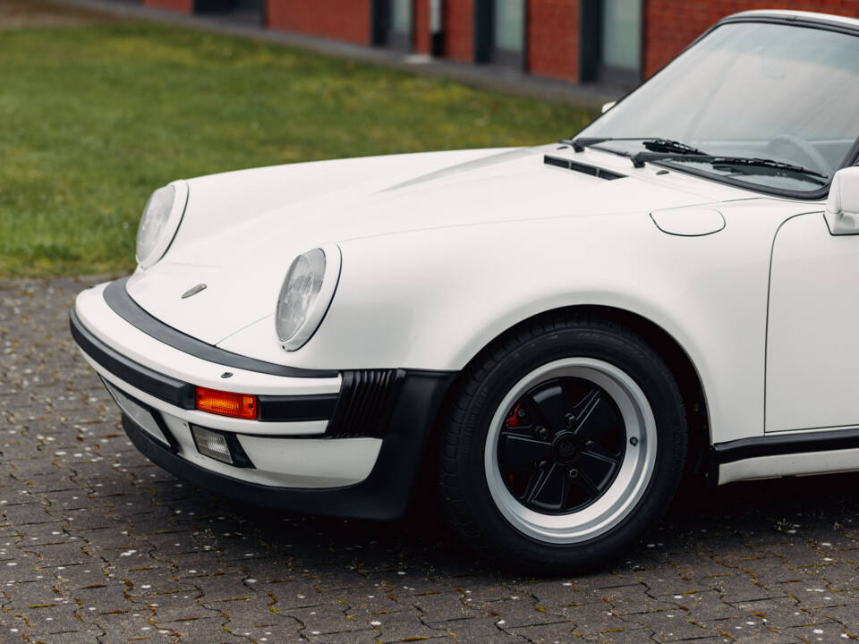 Imagen 20/55 de Porsche 911 Turbo 3.3 (1988)