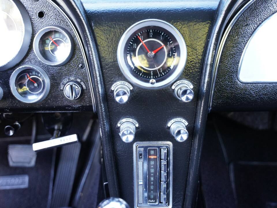 Image 42/50 of Chevrolet Corvette Sting Ray (1964)