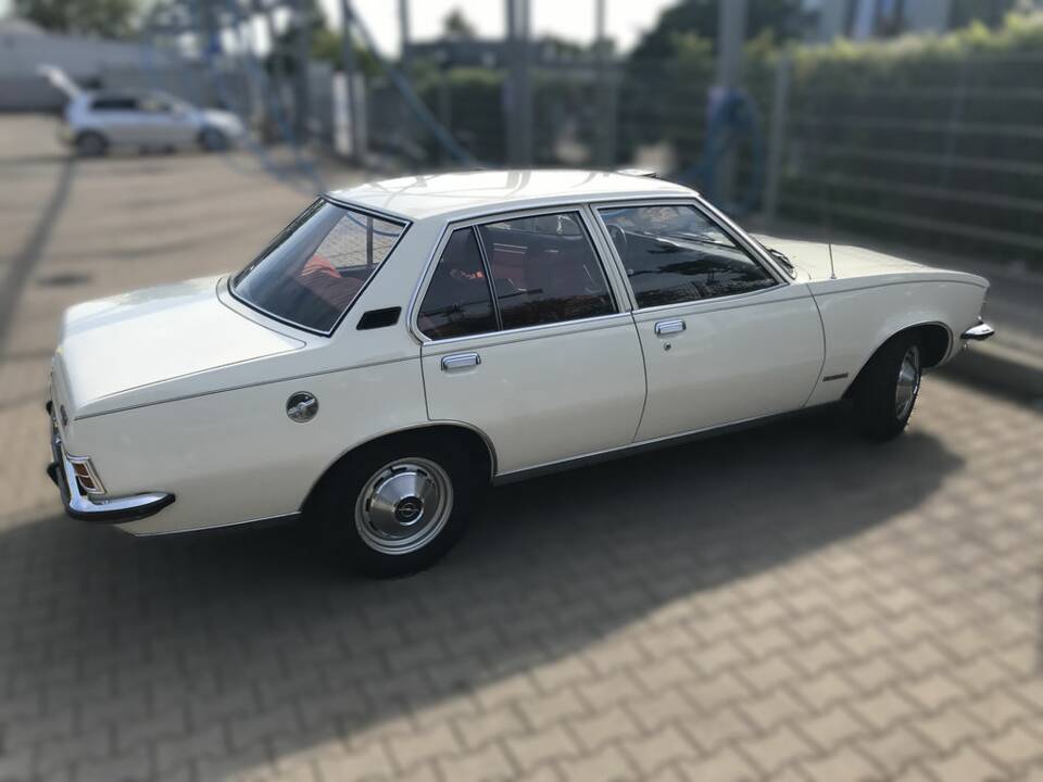 Image 4/8 of Opel Commodore 2,5 S (1973)