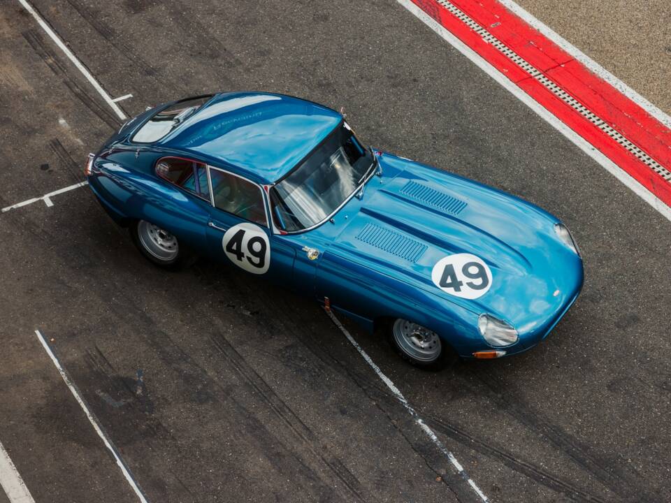 Afbeelding 8/20 van Jaguar E-Type "Semi-Lightweight" (1963)