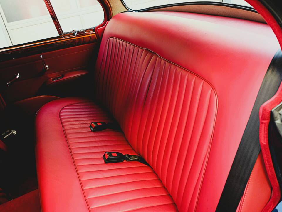 Bild 22/57 von Jaguar Mk II 3.4 (1967)