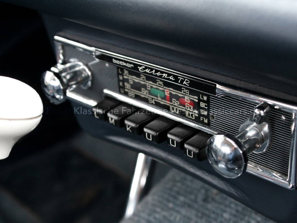 Image 5/38 de Mercedes-Benz 300 SL Roadster (1961)