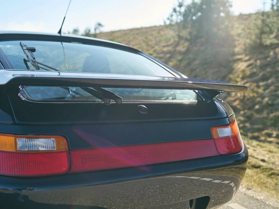 Bild 28/50 von Porsche 928 GTS (1992)