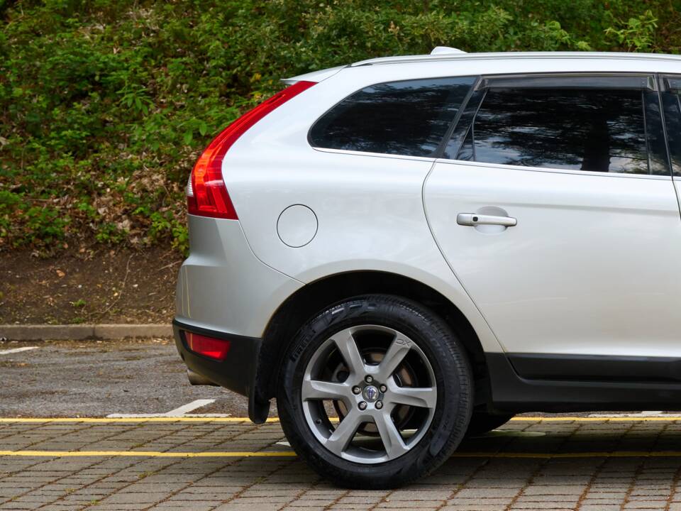 Image 10/50 de Volvo XC60 T5 (2012)