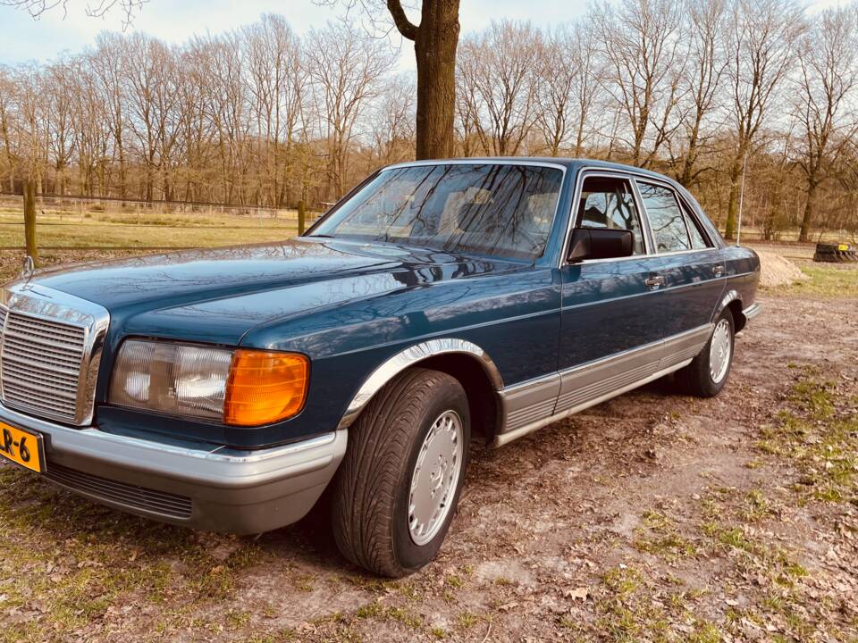 Image 5/14 of Mercedes-Benz 500 SE (1983)