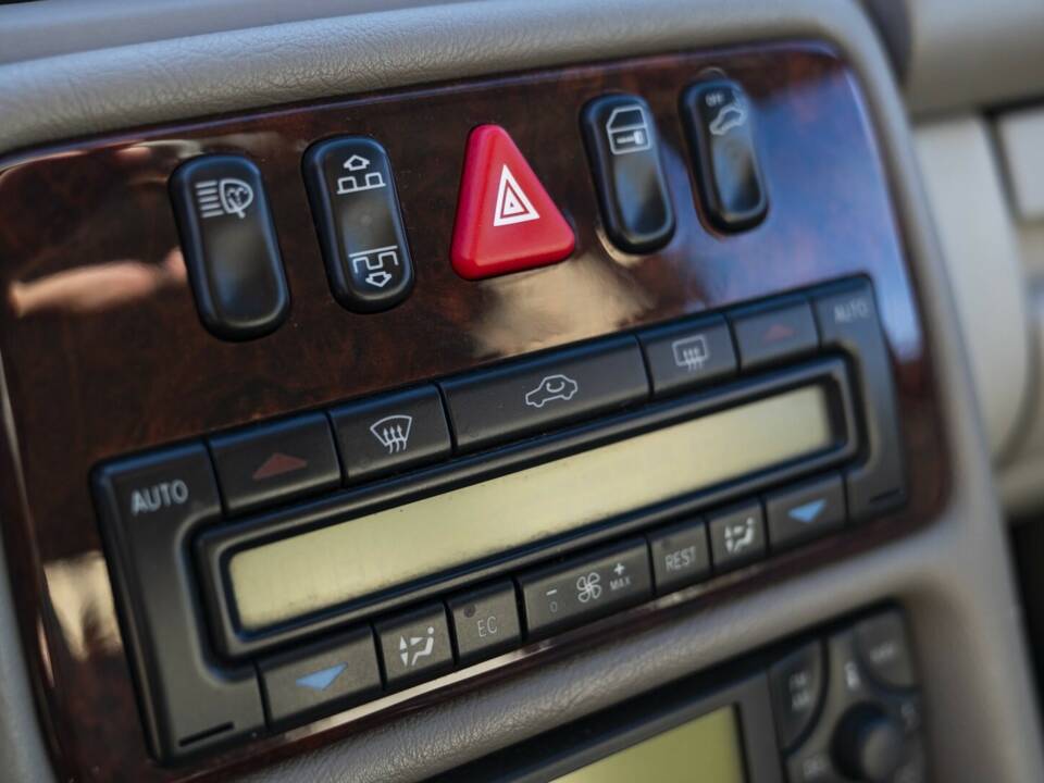 Bild 36/50 von Mercedes-Benz CLK 230 Kompressor (1999)