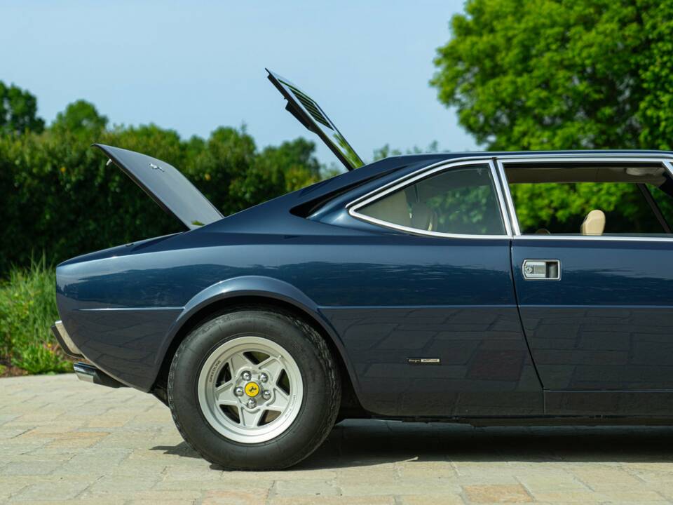 Image 20/50 of Ferrari 308 GT4 (1979)