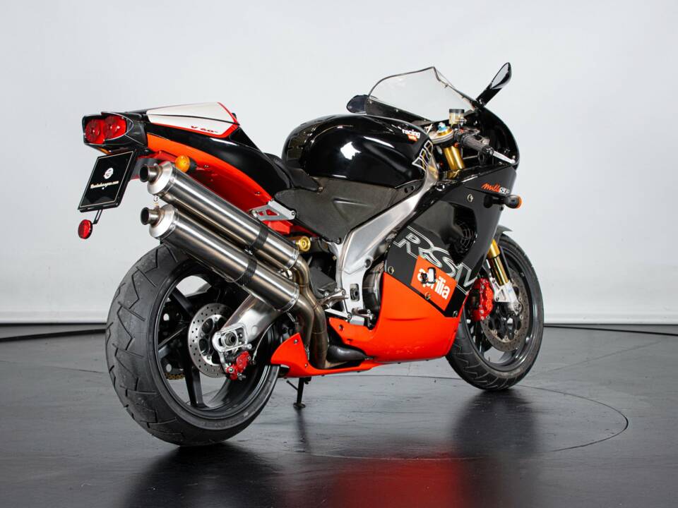 Bild 5/50 von Aprilia RSV 1000 V60 (1999)