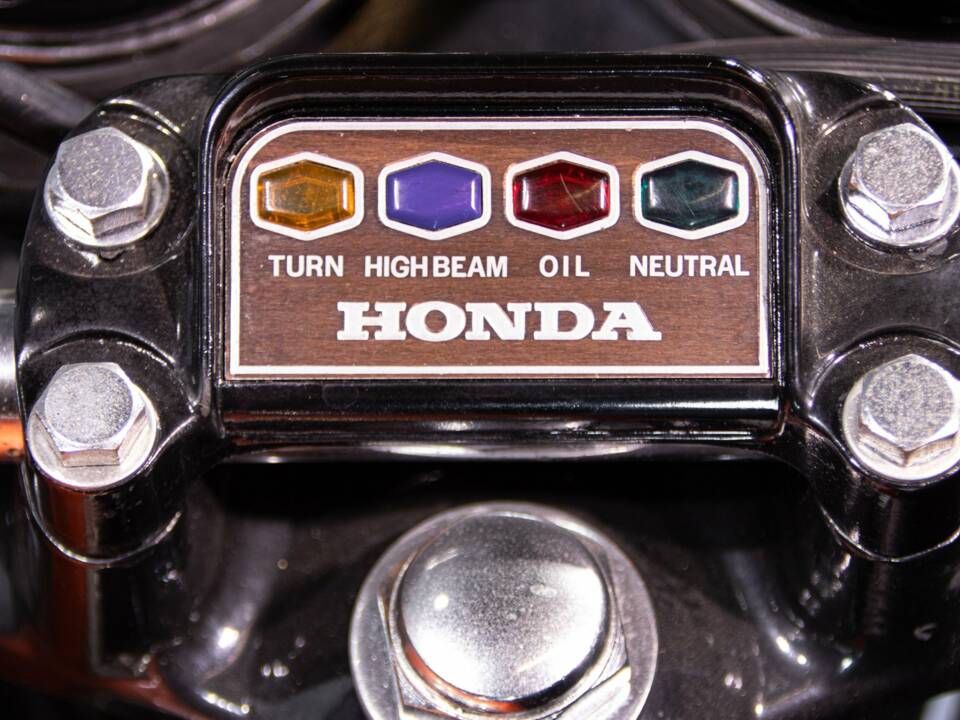 Image 50/50 of Honda DUMMY (1975)