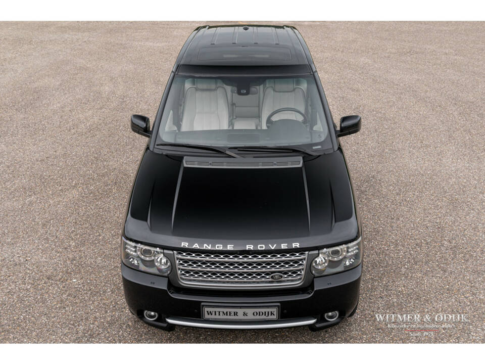 Immagine 7/34 di Land Rover Range Rover Sport V8 Supercharged (2010)