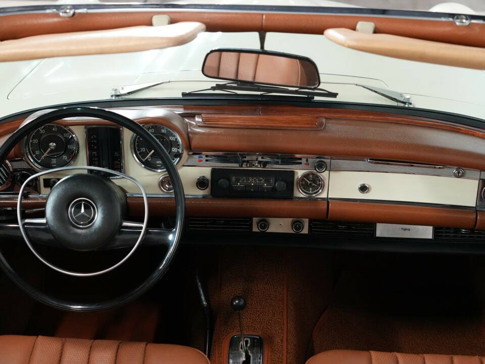 Imagen 38/39 de Mercedes-Benz 280 SL (1970)