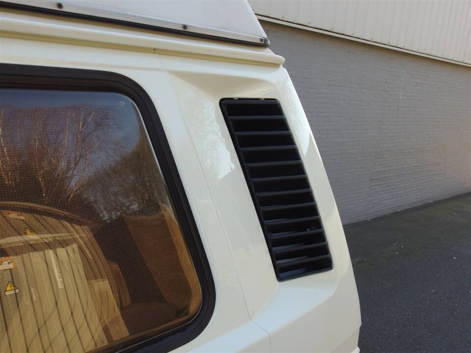 Bild 30/97 von Volkswagen T3 Westfalia 1.9 (1983)