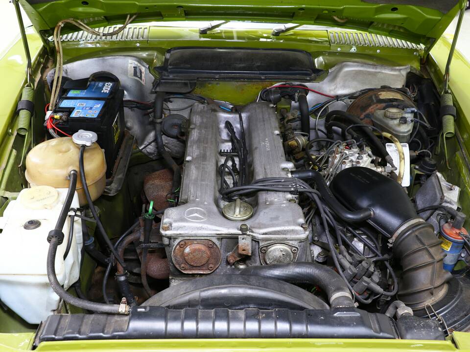 Afbeelding 21/25 van Mercedes-Benz 280 SLC (1980)