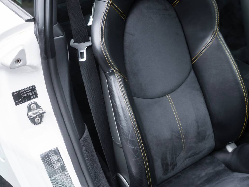 Bild 35/52 von Porsche 911 GT2 (2008)