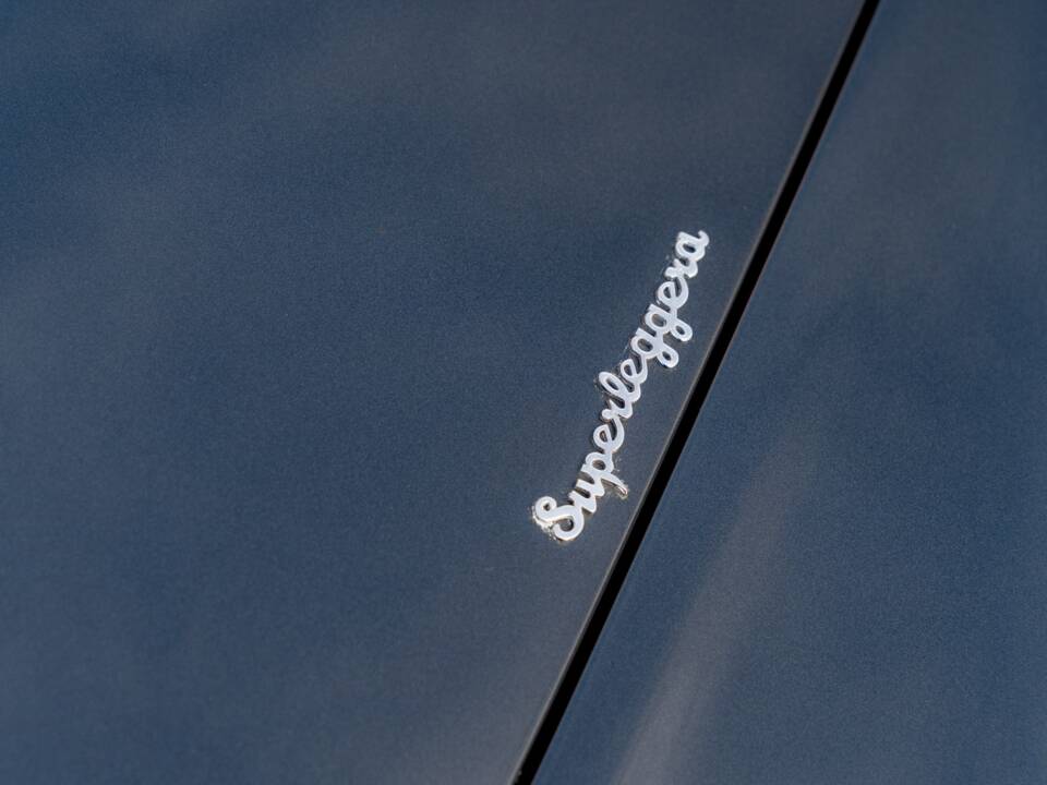 Image 25/79 of Aston Martin DB 6 (1968)