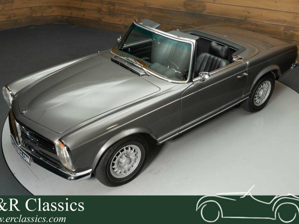 Bild 1/19 von Mercedes-Benz 280 SL (1968)
