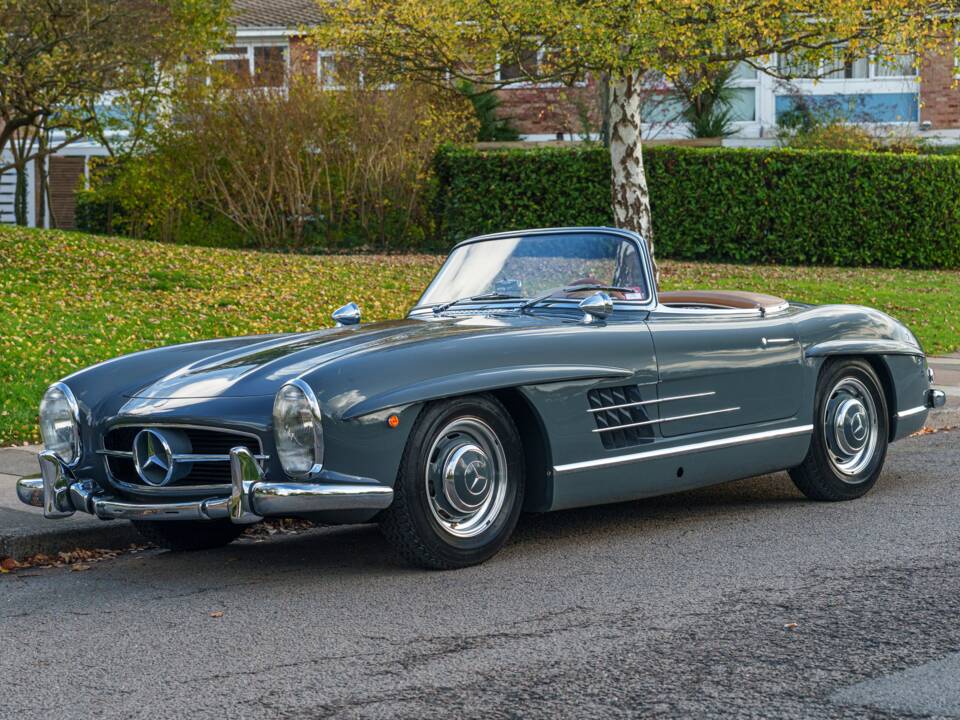 Image 1/25 de Mercedes-Benz 300 SL Roadster (1961)