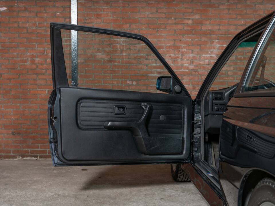 Bild 72/99 von BMW M3 (1986)