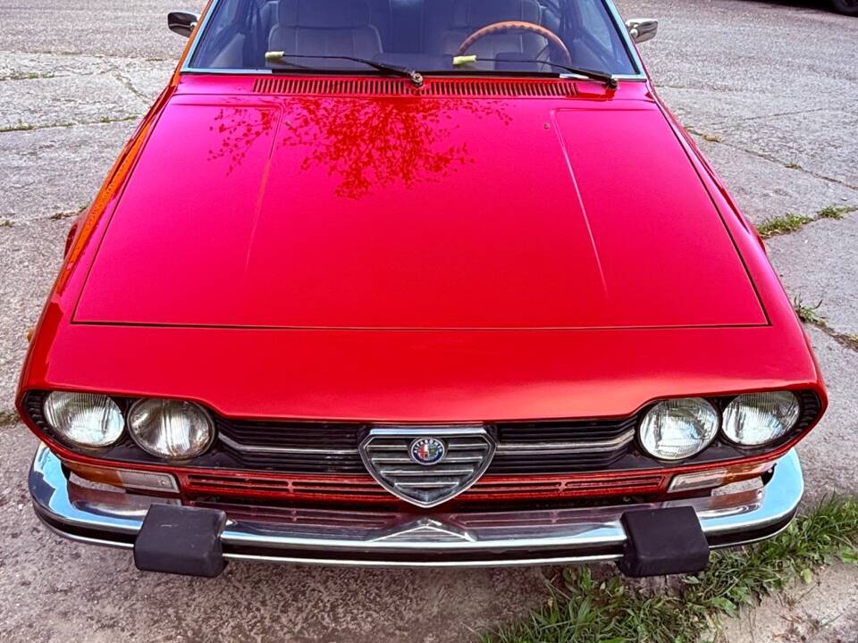 Image 14/21 of Alfa Romeo Alfetta GTV 2.0 L (1978)