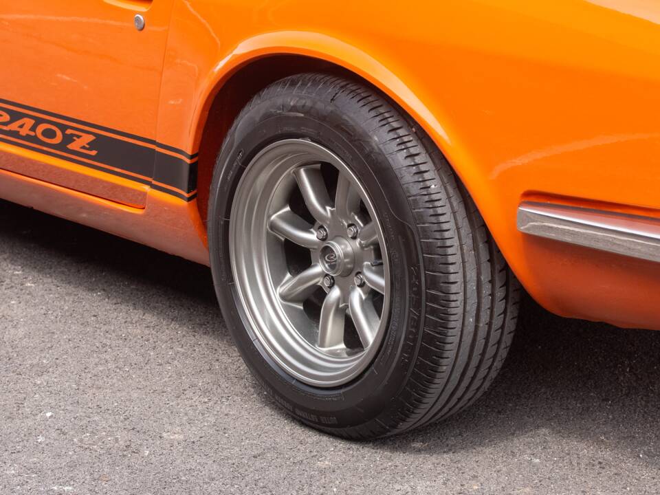 Image 36/50 of Datsun 240 Z (1972)